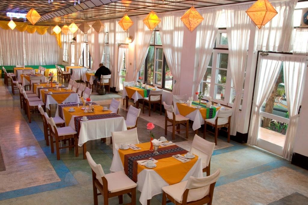Global Grace Pindaya Hotel Buitenkant foto